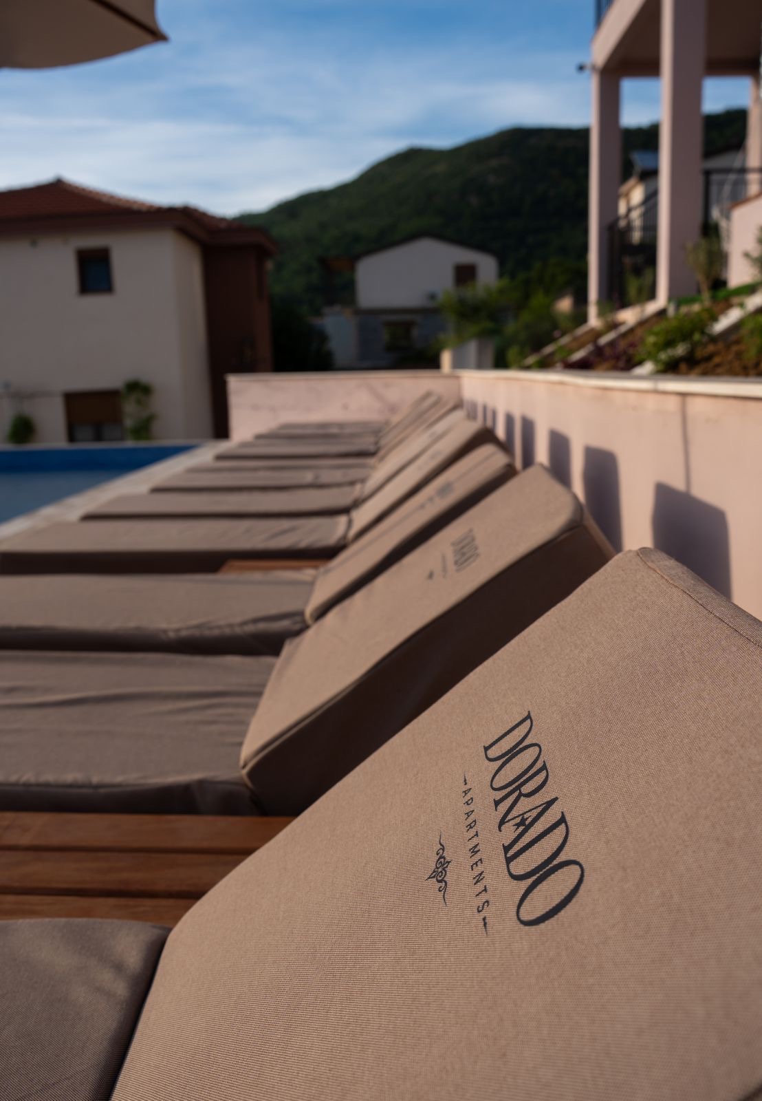 Panorama Poolside — 23